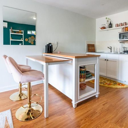 Artsy, Private Gem Near Iconic South Congress Lejlighed Austin Eksteriør billede